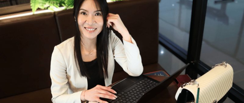 Smart learning thinking woman with confidence